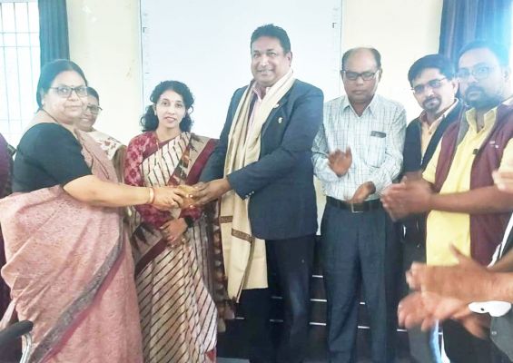 डॉ. आनंद वर्गिस का सम्मान