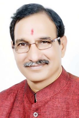 कलेक्शन अधिकारी बन कर पैसा कलेक्ट कर रहे आईएएस अधिकारी - चंदूलाल 