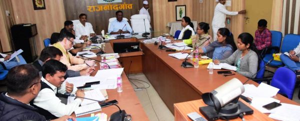 अवैध कब्जा पर करें कार्रवाई-कलेक्टर