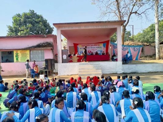 पालक-बालक-शिक्षक सम्मेलन का आयोजन