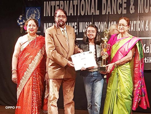 गायकी में नन्हीं श्रिया का कमाल राज्य से लेकर राष्ट्रीय स्पर्धाओं में जीती ट्रॉफियां