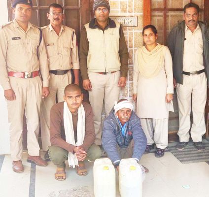 अलग-अलग जगह छापा, शराब बेच रहे 2 पकड़ाए
