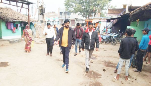 ठेका वार्डों की लचर सफाई पर आयुक्त नाराज ठेकेदार, प्रभारी व दरोगा को नोटिस