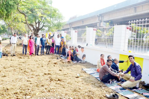जिलेभर के कार्यालयों में व्यापक तौर पर की साफ-सफाई