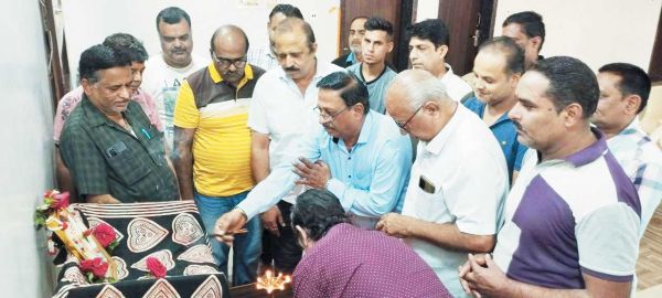 सिंधु समुदाय ने अमर शहीद हेमू कल्याणी का शहादत दिवस मनाया