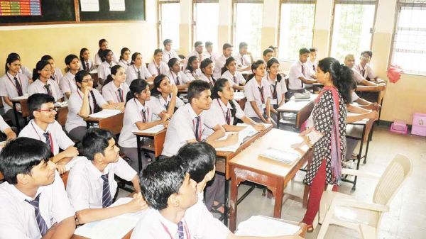 परीक्षाएं सिर पर और शिक्षक चुनावी तैयारी में