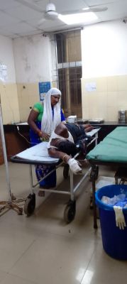 पुराना विवाद, ड्राइवर को मारा चाकू, घायल