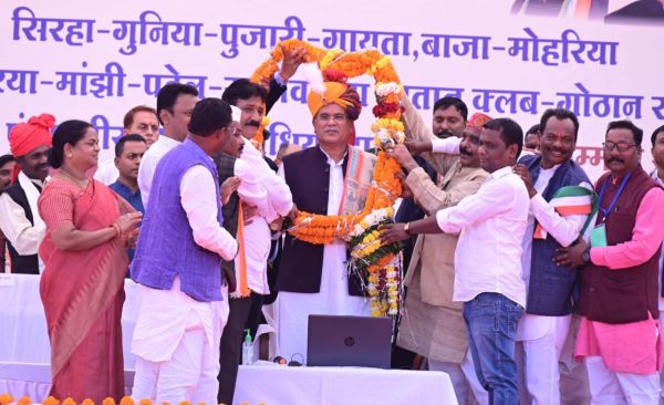 बस्तर में लौट रही है शांति, बदल रहा है बस्तर- भूपेश 