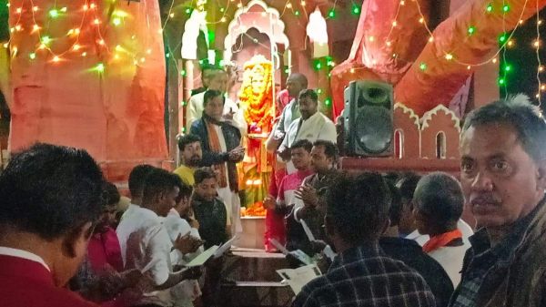 संस्कार भारती ने किया माता पूजन और महाआरती 