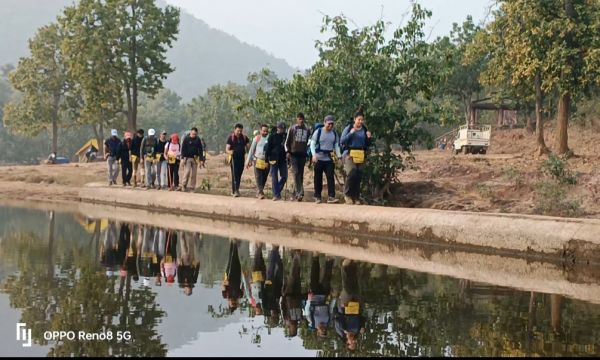 गुरू घासीदास राष्ट्रीय उद्यान में टै्रकिंग