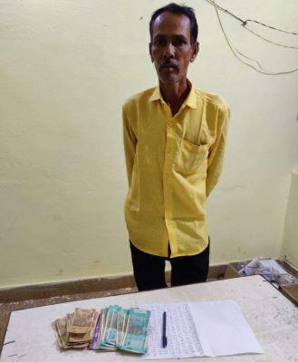 सट्टा-पट्टी के साथ आरोपी गिरफ्तार