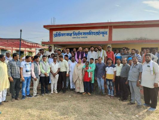 सोमनी में किसान कुटीर का नवाज ने किया भूमिपूजन