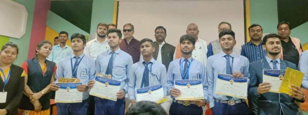 ऊर्जा संरक्षण सप्ताह पर स्पर्धाएं, विधायक के हाथों बच्चे पुरस्कृत