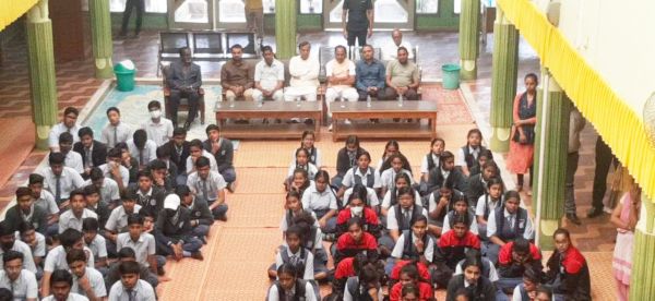 परीक्षा पर चर्चा में शामिल हुए विधायक शिवरतन