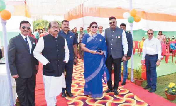 संयंत्र के आवासीय परिसर में मना गणतंत्र दिवस