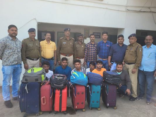 10.84 लाख के गांजे के साथ आधा दर्जन तस्कर गिरफ्तार