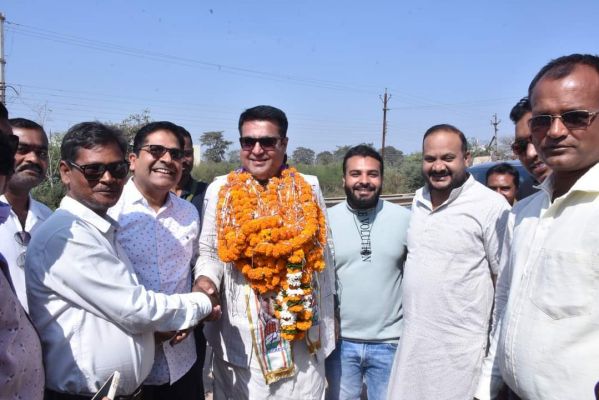 अमीन के कुरूद आगमन पर जोशीला स्वागत