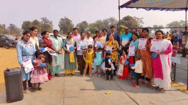 माई किड्ज नर्सरी में बच्चों संग पालकों ने भी जिया बचपन