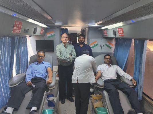 मेडिकल कॉलेज ने शुरू किया तुम मुझे खून दो अभियान