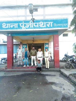 2 लाख की मोबाइल चोरी करने वाला पुलिस के हत्थे चढ़ा