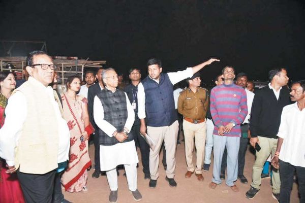 धर्मस्व मंत्री ने राजिम माघी पुन्नी मेला स्थल का अंतिम तैयारी का लिया जायजा