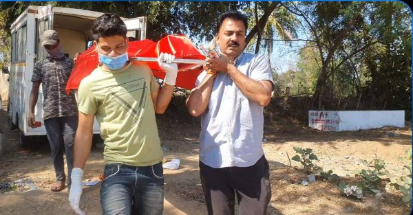 जन सहयोग संस्था ने दुर्घटना से मृत अज्ञात व्यक्ति का किया अंतिम संस्कार