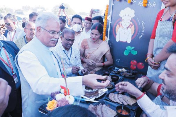 मिलेट ऑन व्हील्स है प्रदेश का पहला मोबाईल मिलेट कैफे