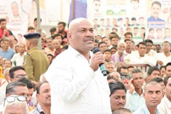 कर्ज माफ हुआ तो बचे पैसे से चैनल शुरू किया