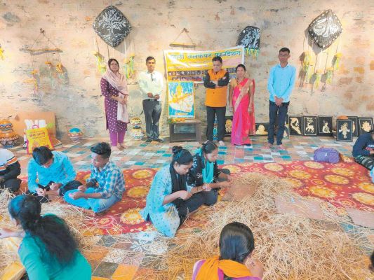 बादल अकादमी में पैरा आर्ट शिविर का आयोजन 12 तक