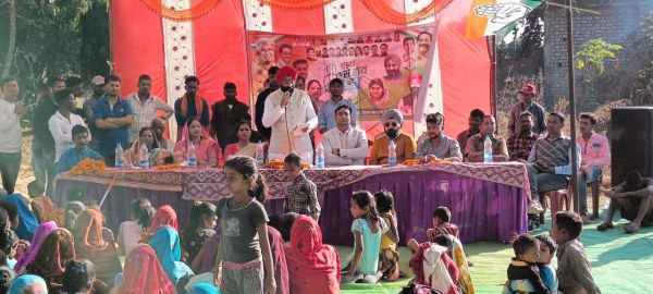 जजगी में निकली कांग्रेस की हाथ से हाथ जोड़ो यात्रा 