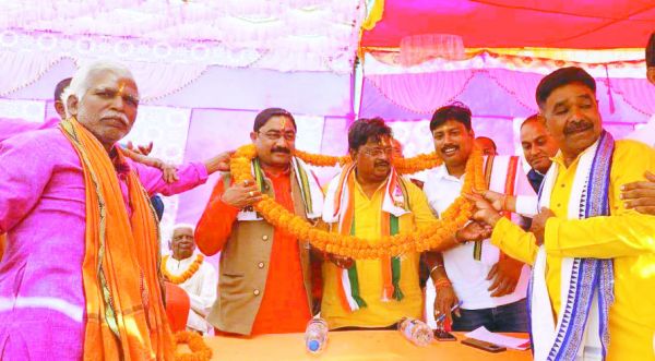 सोकोडीपा में संसदीय सचिव मिंज ने किया महाकुल सामाजिक भवन का भूमिपूजन