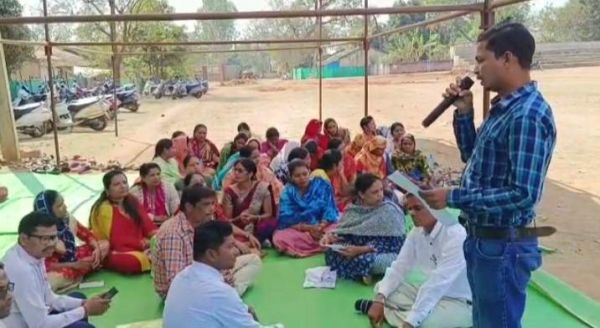 सहायक शिक्षक/समग्र शिक्षकों का आंदोलन तीसरे दिन भी जोर शोर से जारी