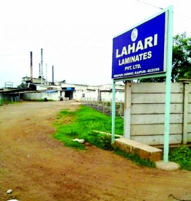 लहरी लेमिनेट्स के तीन ठिकानों पर सर्वे को काफी सफल बता रहे अफसर