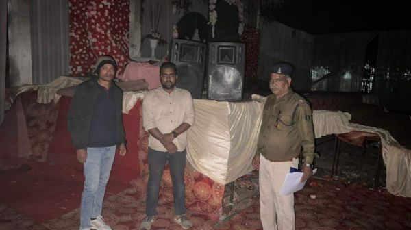 सिंगापुर सिटी में कोलाहल, पुलिस ने डीजे जब्त किया 