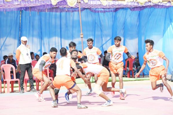 सांसद खेल स्पर्धा का तमनार में भव्य उद्घाटन 