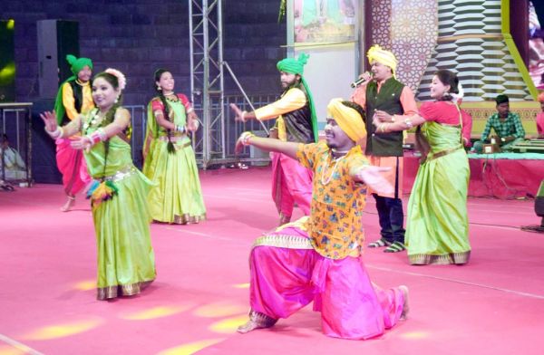 गोरेलाल बर्मन के गीतों में झूमे दर्शक