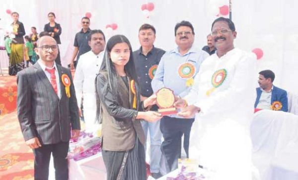 माइलस्टोन्स स्कूल का वार्षिकोत्सव