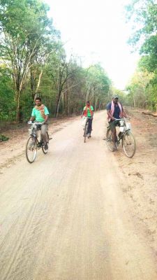 मिट्टी सडक़ निर्माण से आवागमन की सुविधा में विस्तार