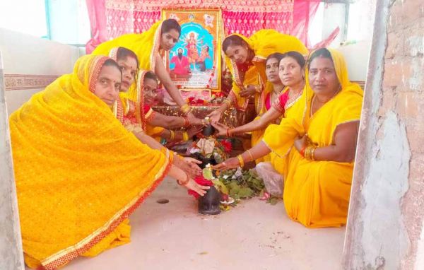 मण्डल डबरी में शिवलिंग प्रतिमा की स्थापना