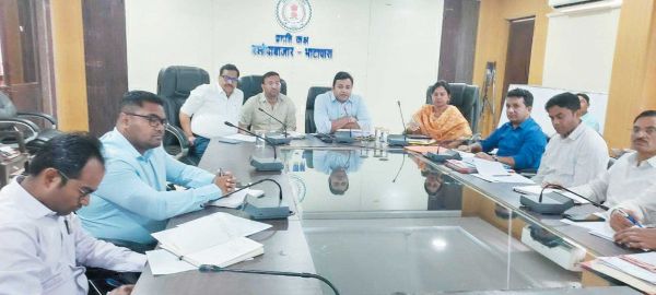 बैठक में बिना सूचना गैरहाजिर लवन सीएमओ को नोटिस