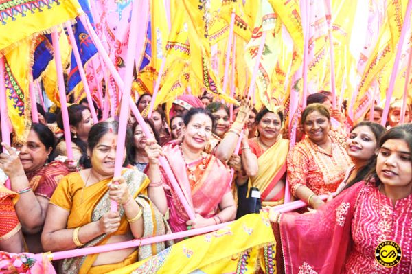 बाबा श्याम की भव्य निशान यात्रा