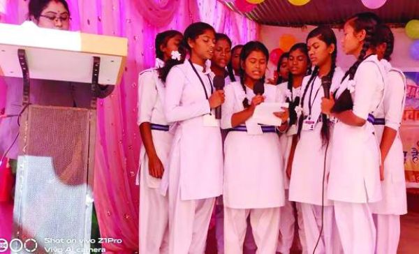 स्कूल में वार्षिकोत्सव एवं सांस्कृतिक कार्यक्रम, मोहा मन