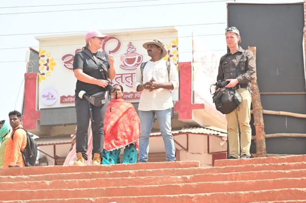 राजिम मेला में लगातार पहुंचते रहे विदेशी सैलानी