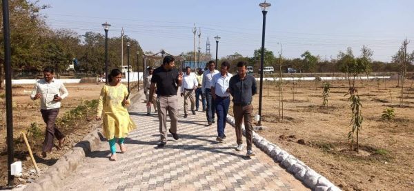 कलेक्टर ने कृष्णकुंज, आडिटोरियम सहित गढक़लेवा का किया निरीक्षण