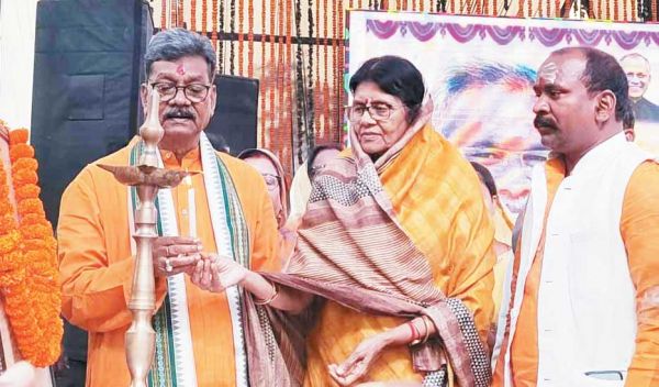 छत्तीसगढ़ सरकार गरीबों और किसानों की सरकार-डॉ. महंत