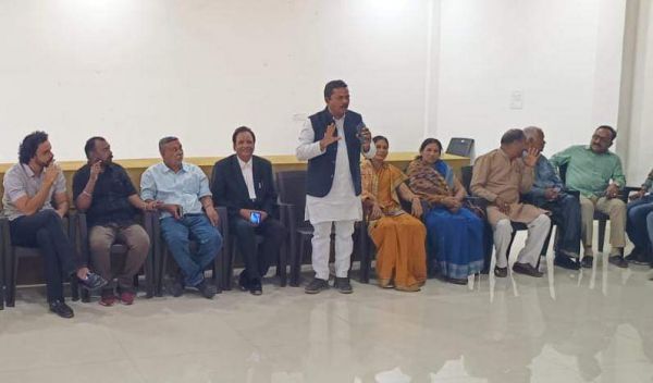 कांग्रेस के राष्ट्रीय महाधिवेशन की तैयारियों पर बैठक