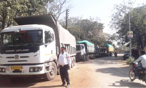 वाहन जांच, 5 से वसूला जुर्माना