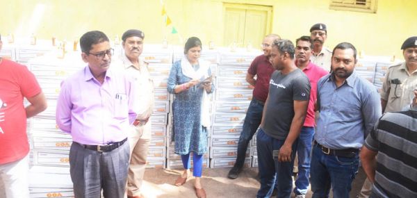 होली के पहले 25 लाख की अवैध शराब पकड़ाई, 5 धरे गए