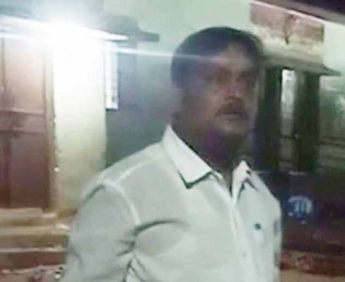 शराब के नशे में धुत हेडमास्टर पर गिरी निलंबन की गाज