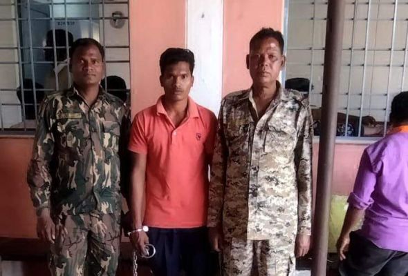 नाबालिग से रेप, 20 साल कैद